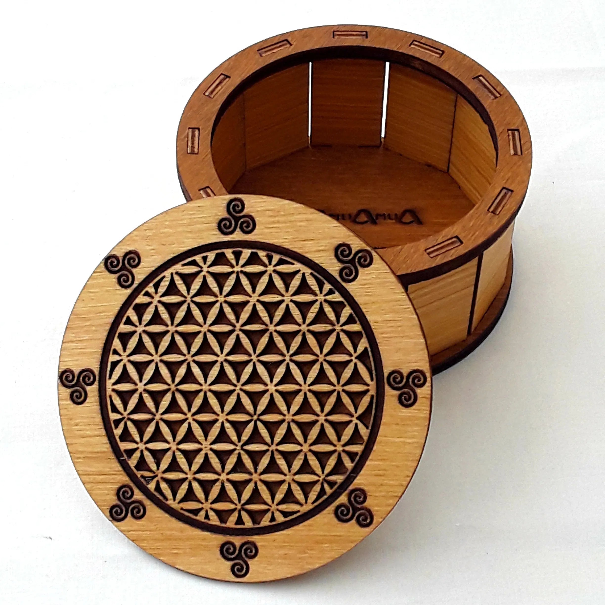 Décor Mural Bois Fleur De Vie – Sculpture Mandala HDF – 40 Cm – Auto-Adhésif + Clou Inclus