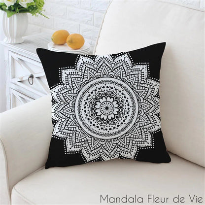 Housse de coussin imprimée <br> Mandala Fleur Noir & Blanc Mandala Fleur de vie