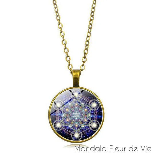 Pendentif Cube de Metatron Géométrie Sacrée sur ciel étoilé Mandala Fleur de vie