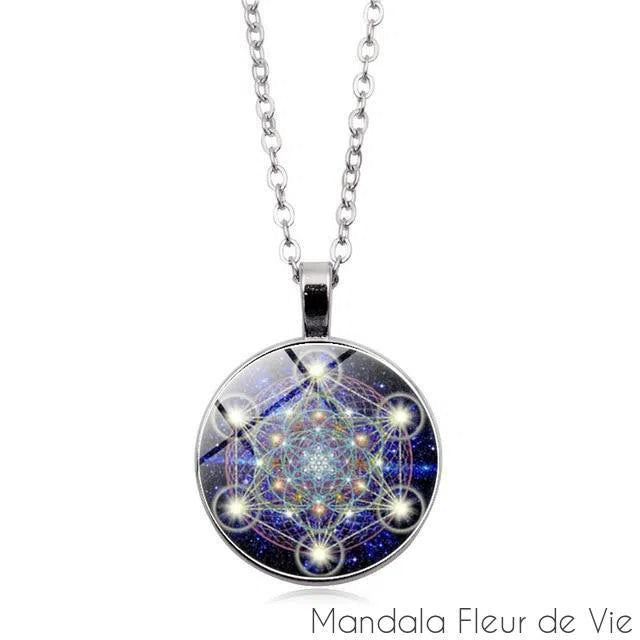 Pendentif Cube de Metatron Géométrie Sacrée sur ciel étoilé Mandala Fleur de vie