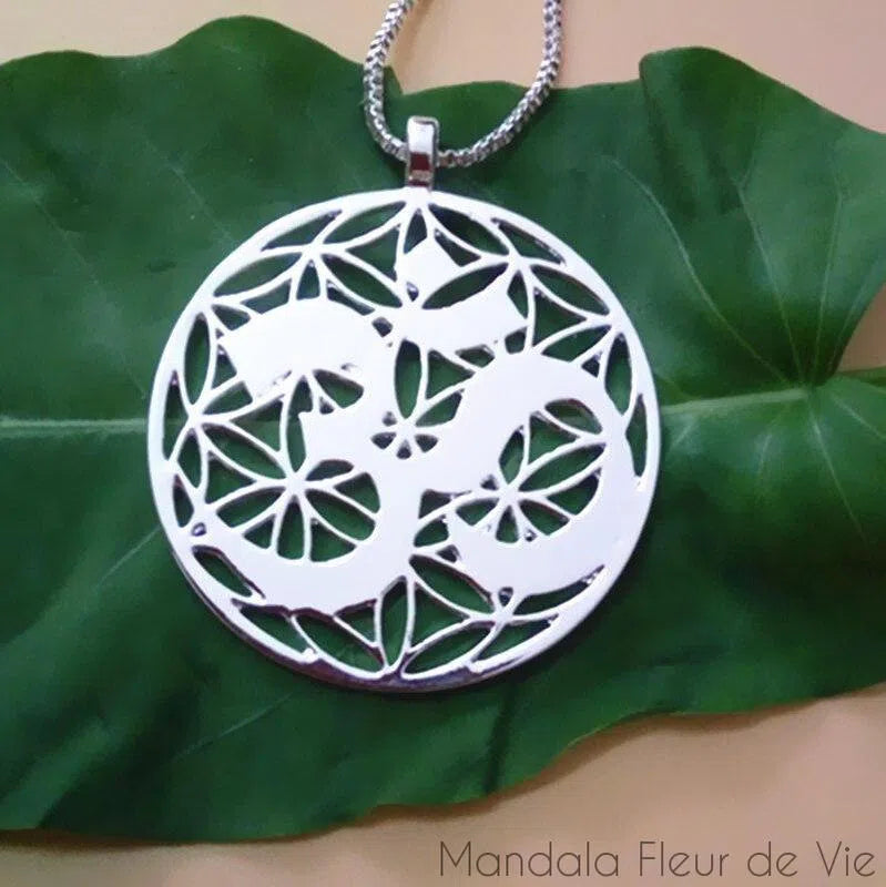 Pendentif Fleur de Vie Aum