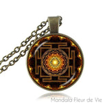 Pendentif Mandala <br>Sri Yantra Géométrie Sacrée Mandala Fleur de vie